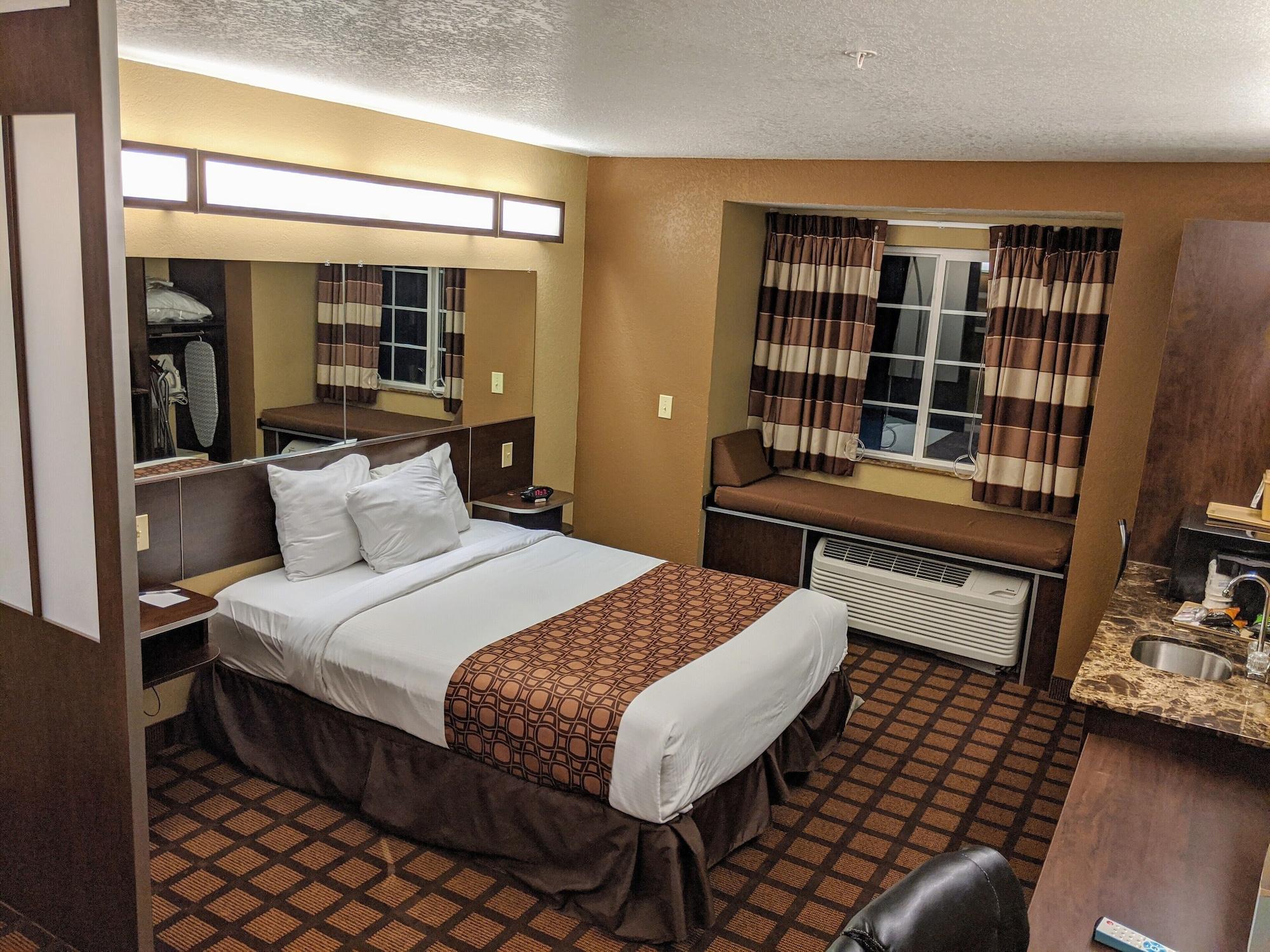 Microtel Inn And Suites Montgomery Eksteriør billede